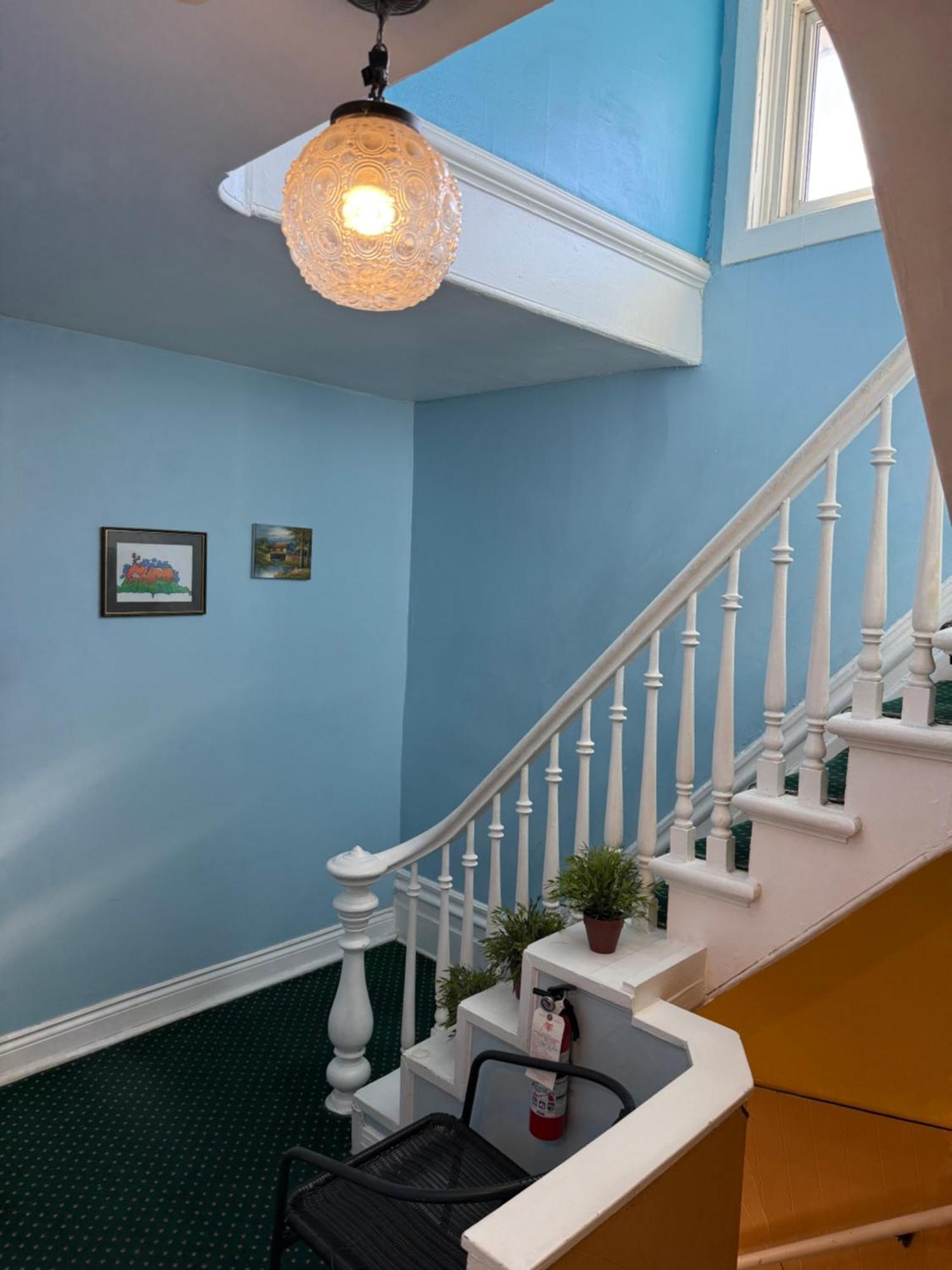 Ottawa Backpackers Inn ภายนอก รูปภาพ